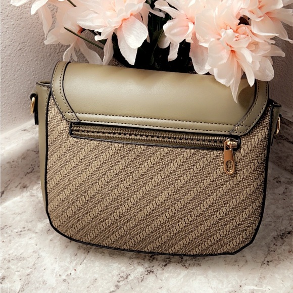 NWOT Olive Green Fashion Crossbody - Picture 8 of 12